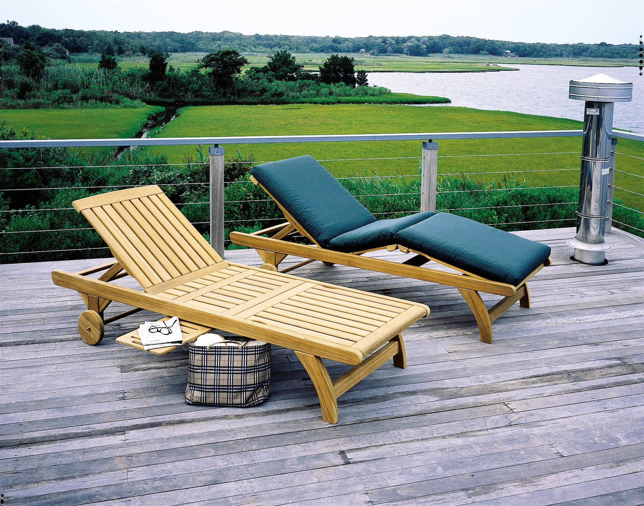 Chaise — Kingsley Bate range-page photograph