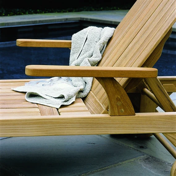 Chaise — Kingsley Bate range-page photograph