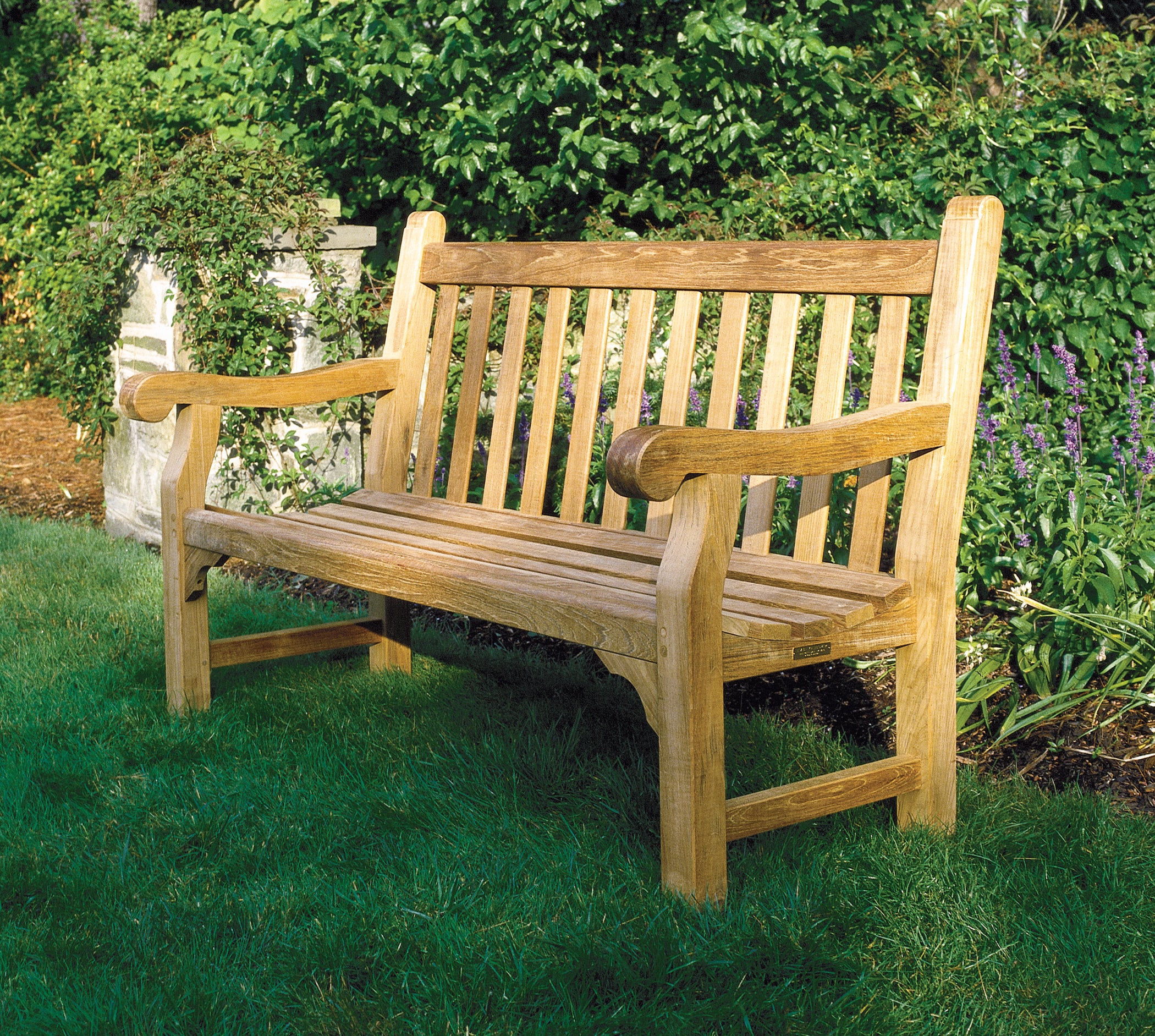4' Bench — Kingsley Bate range-page photograph
