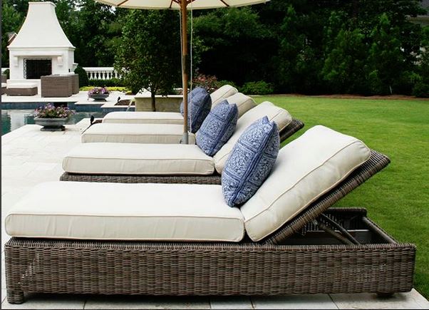 Chaise — Kingsley Bate range-page photograph