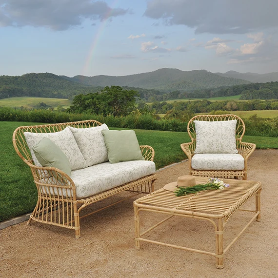 Settee — Kingsley Bate range-page photograph