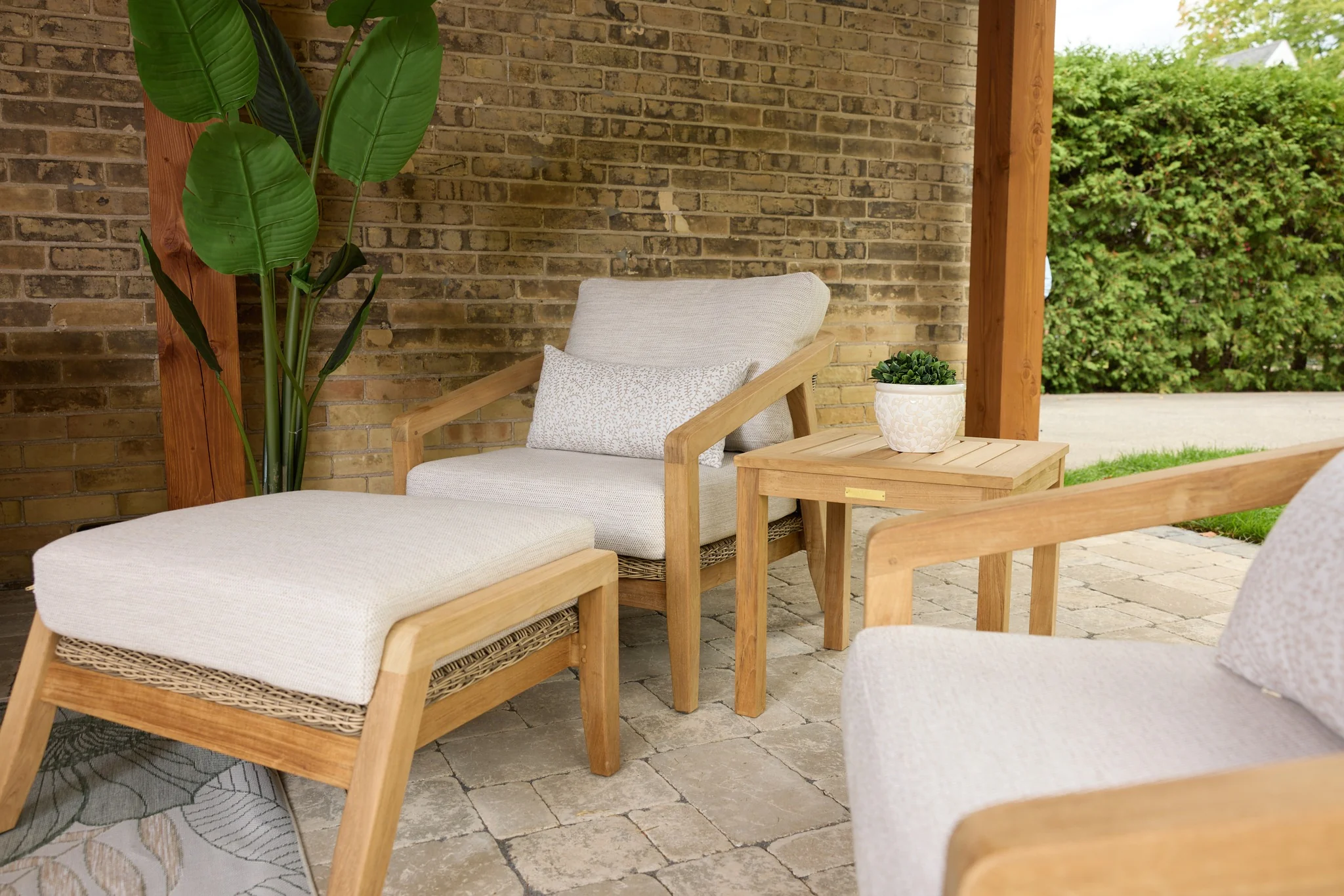 Lounge Chair — Kingsley Bate range-page photograph
