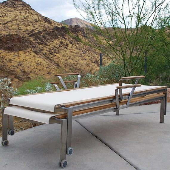 Chaise — Kingsley Bate range-page photograph