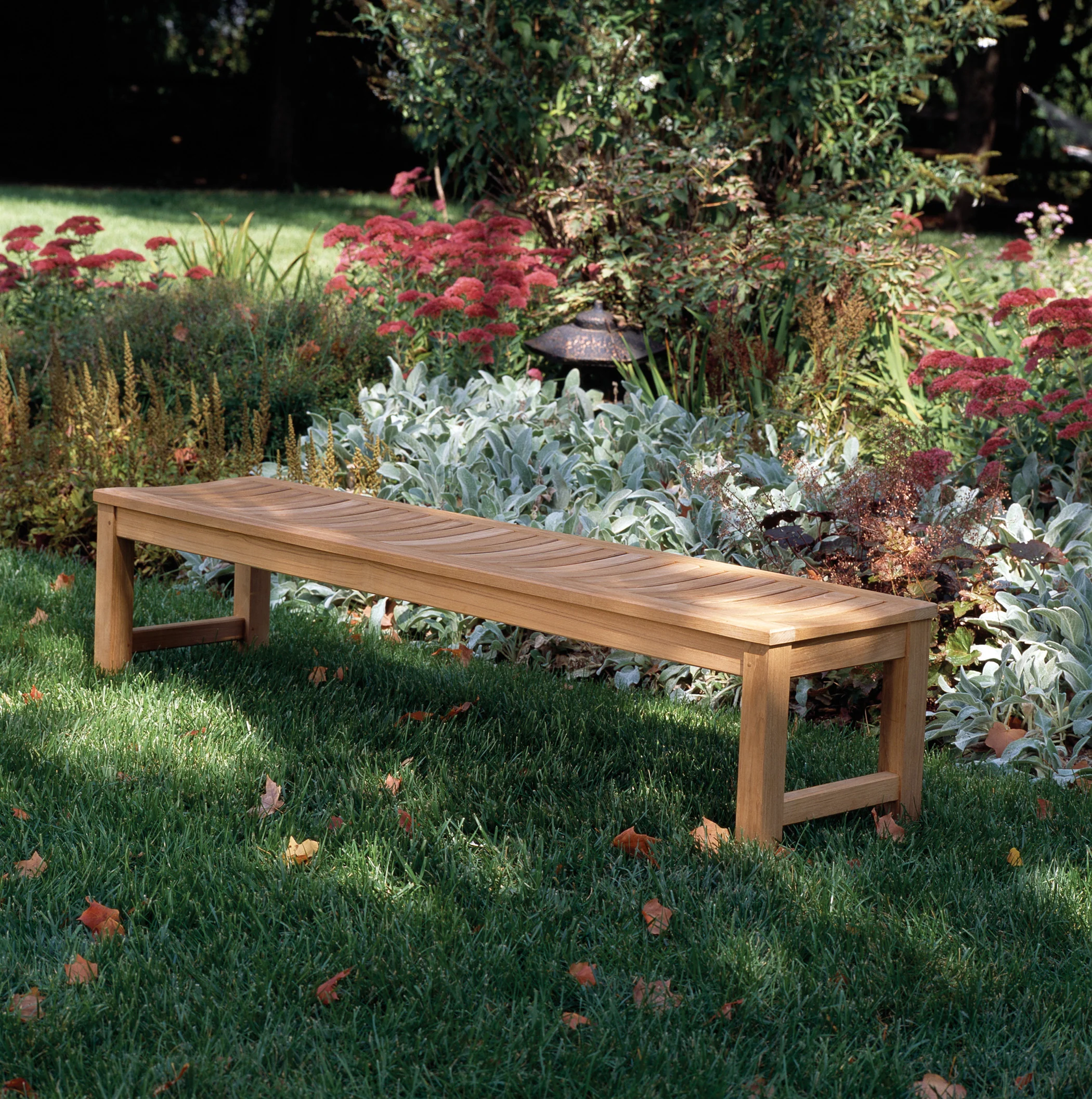4' Bench — Kingsley Bate range-page photograph
