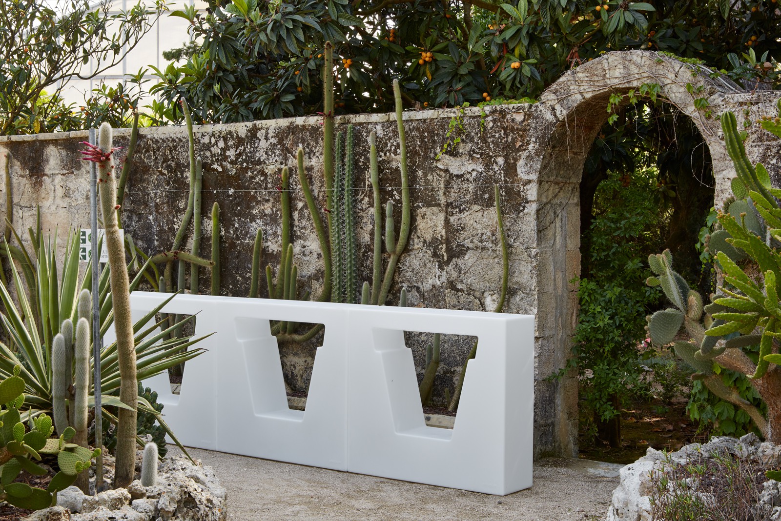 MYYOUR Nonvaso con fioriera e luce Light planter element