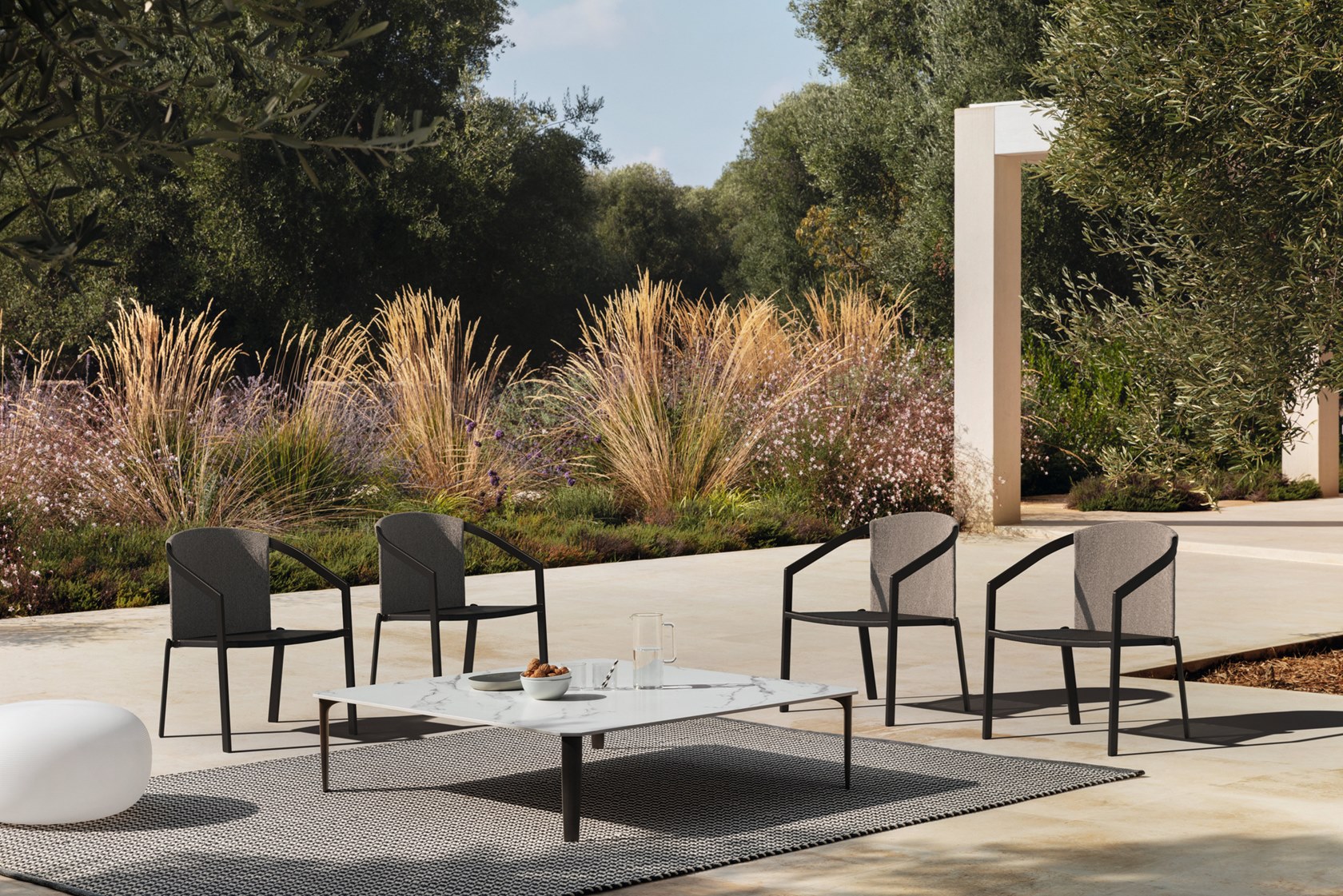 MYYOUR Push 3-spoke square contract table