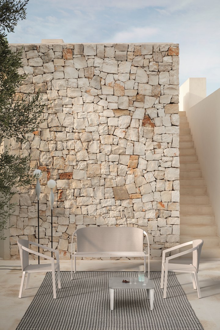 MYYOUR Push Lounge armchair with structural backrest