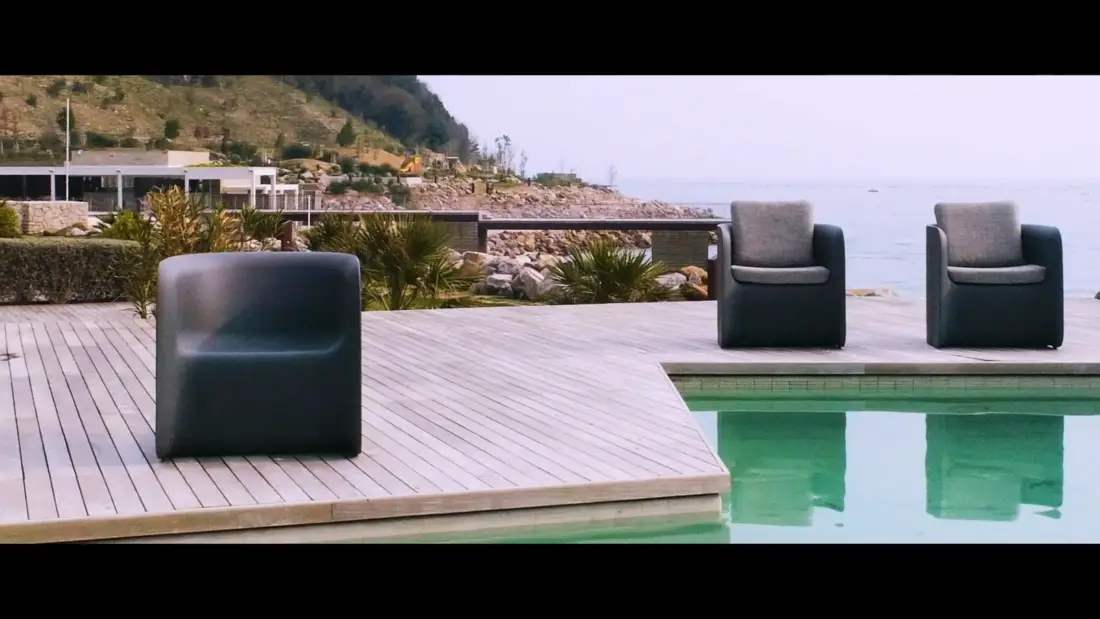 MYYOUR Nova Poltrona Armchair