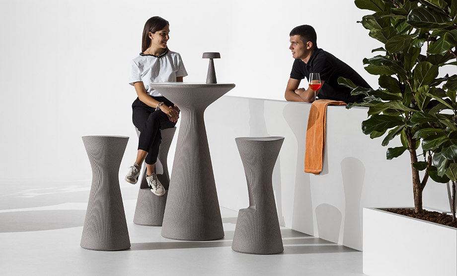 Plust Fade Table Lamp High
