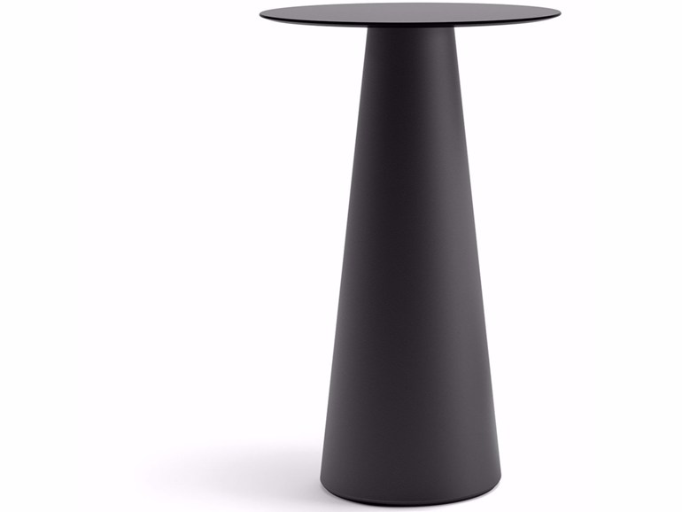 Plust Fura Table