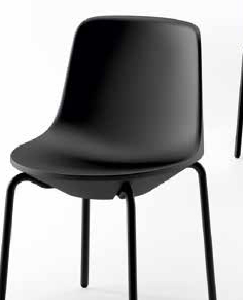 Plust Planet Chair (black legs)