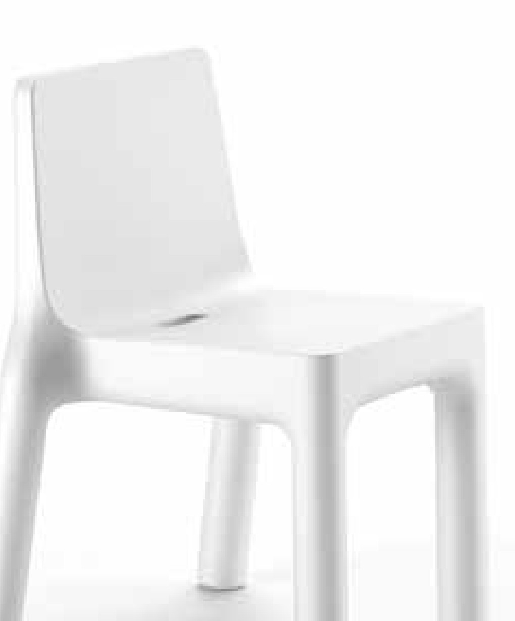 Plust Simple Chair