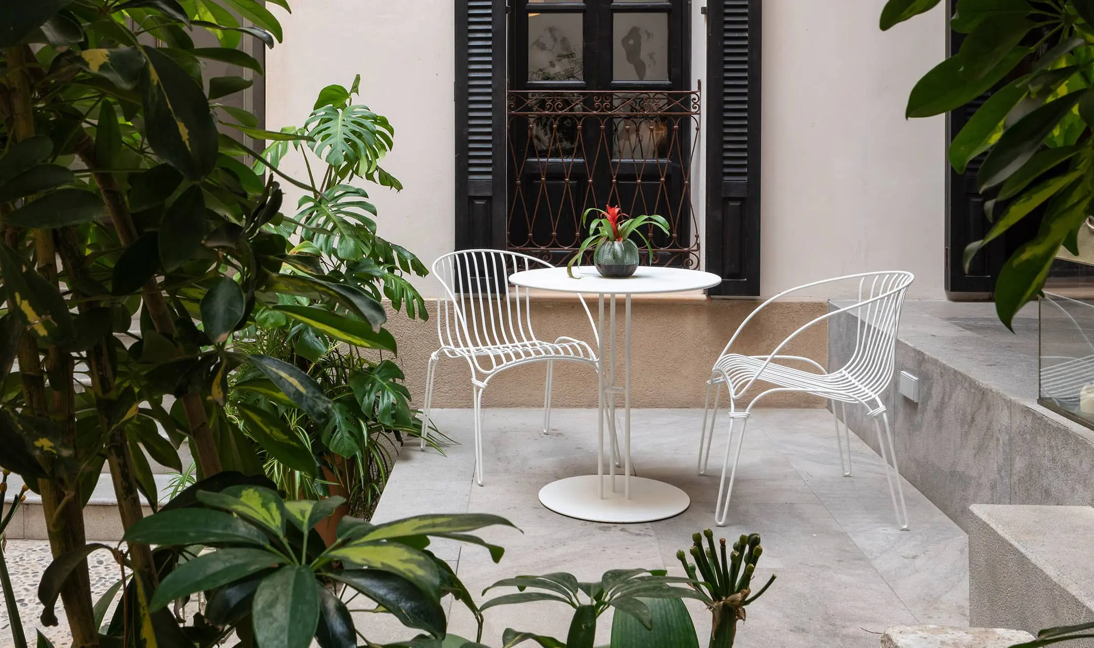 Armchair — iSiMAR archive photograph