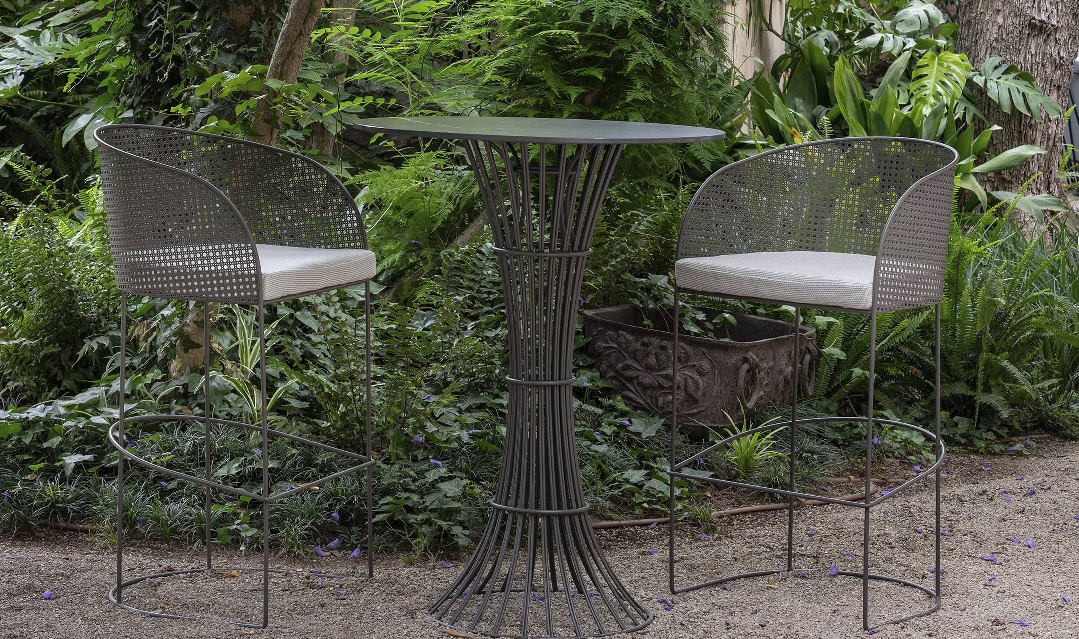Stool 79 — iSiMAR archive photograph