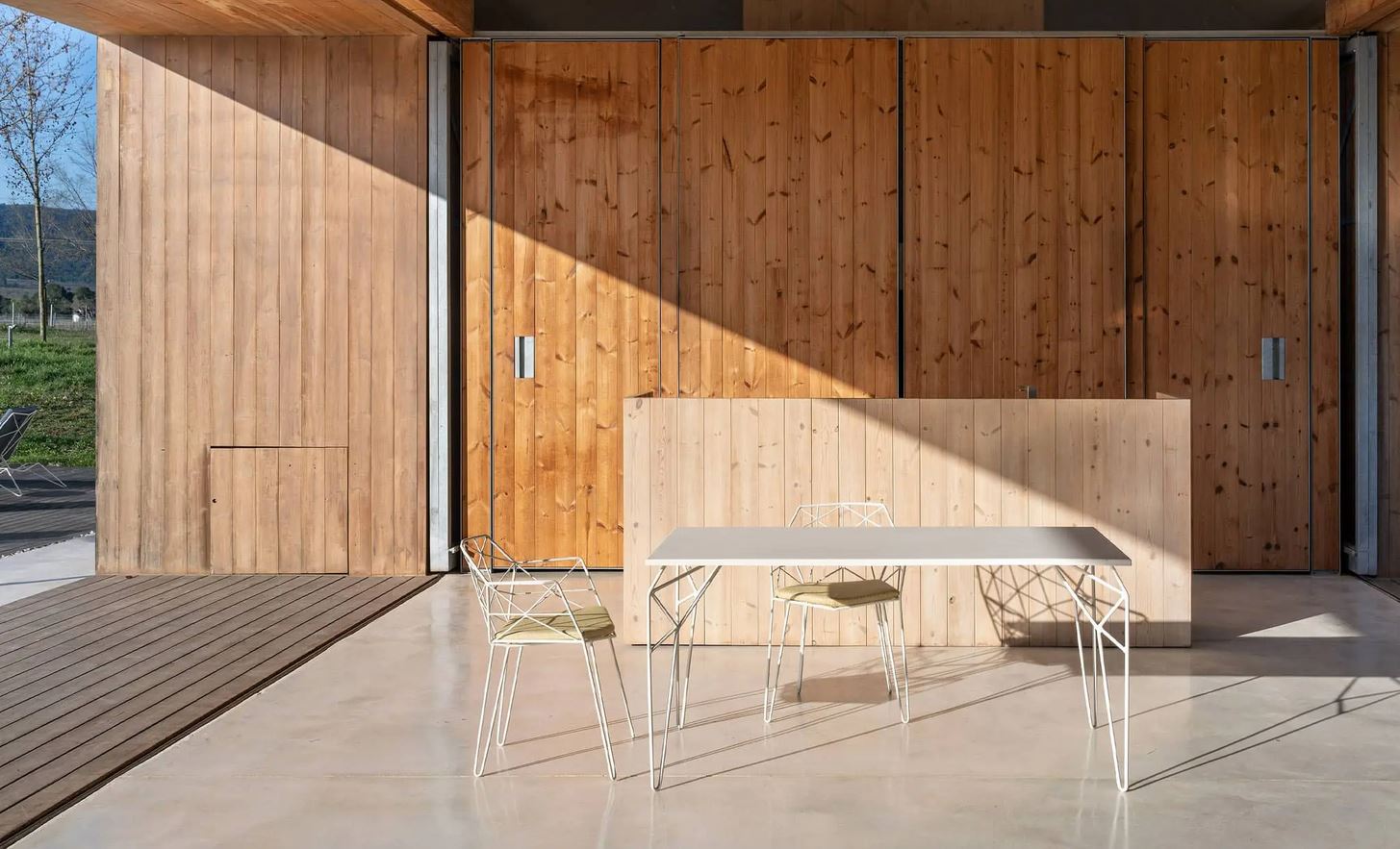 Table — iSiMAR archive photograph