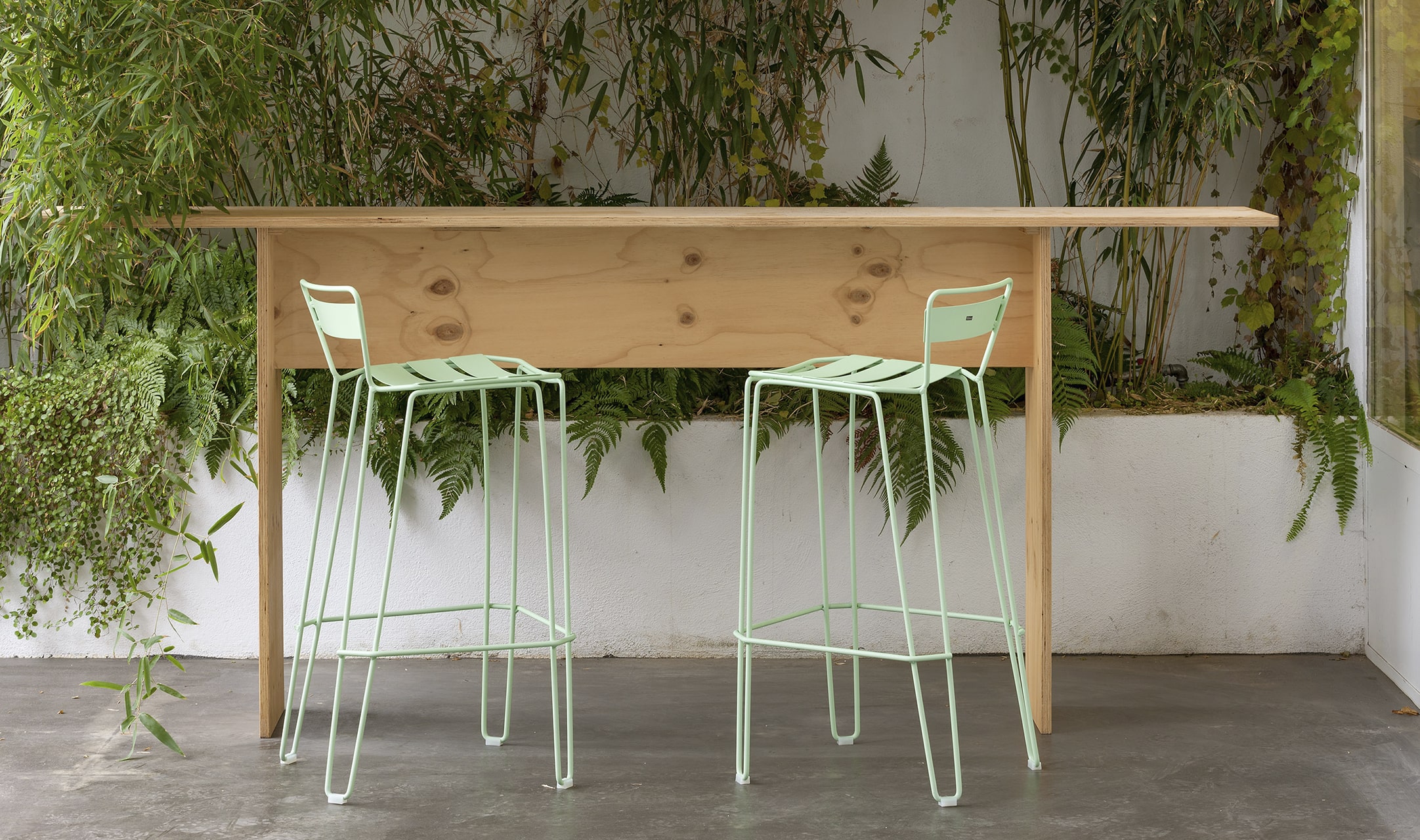 Mallorca Stool 76 — iSiMAR archive photograph