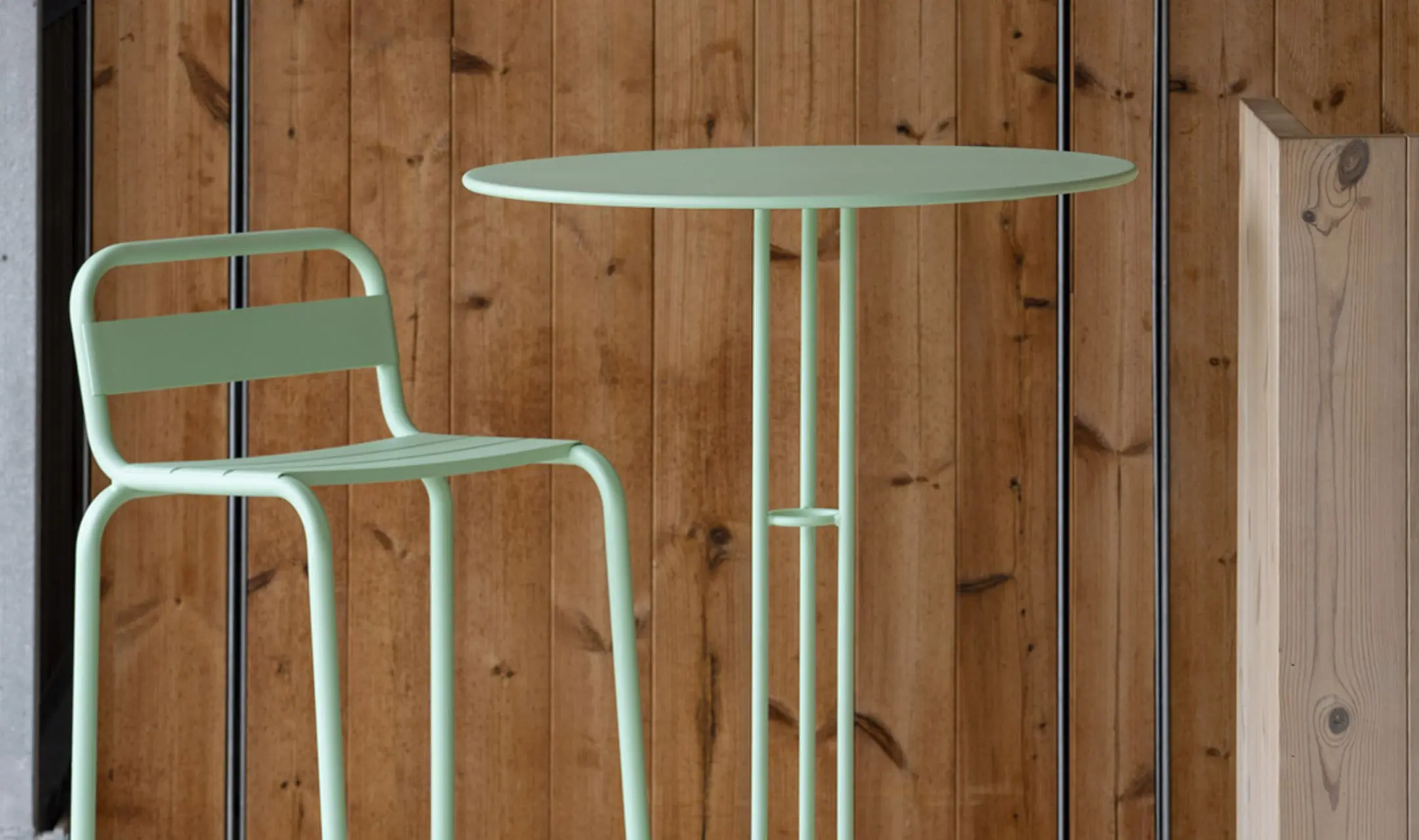 Table 80x80cm (H74) — iSiMAR archive photograph