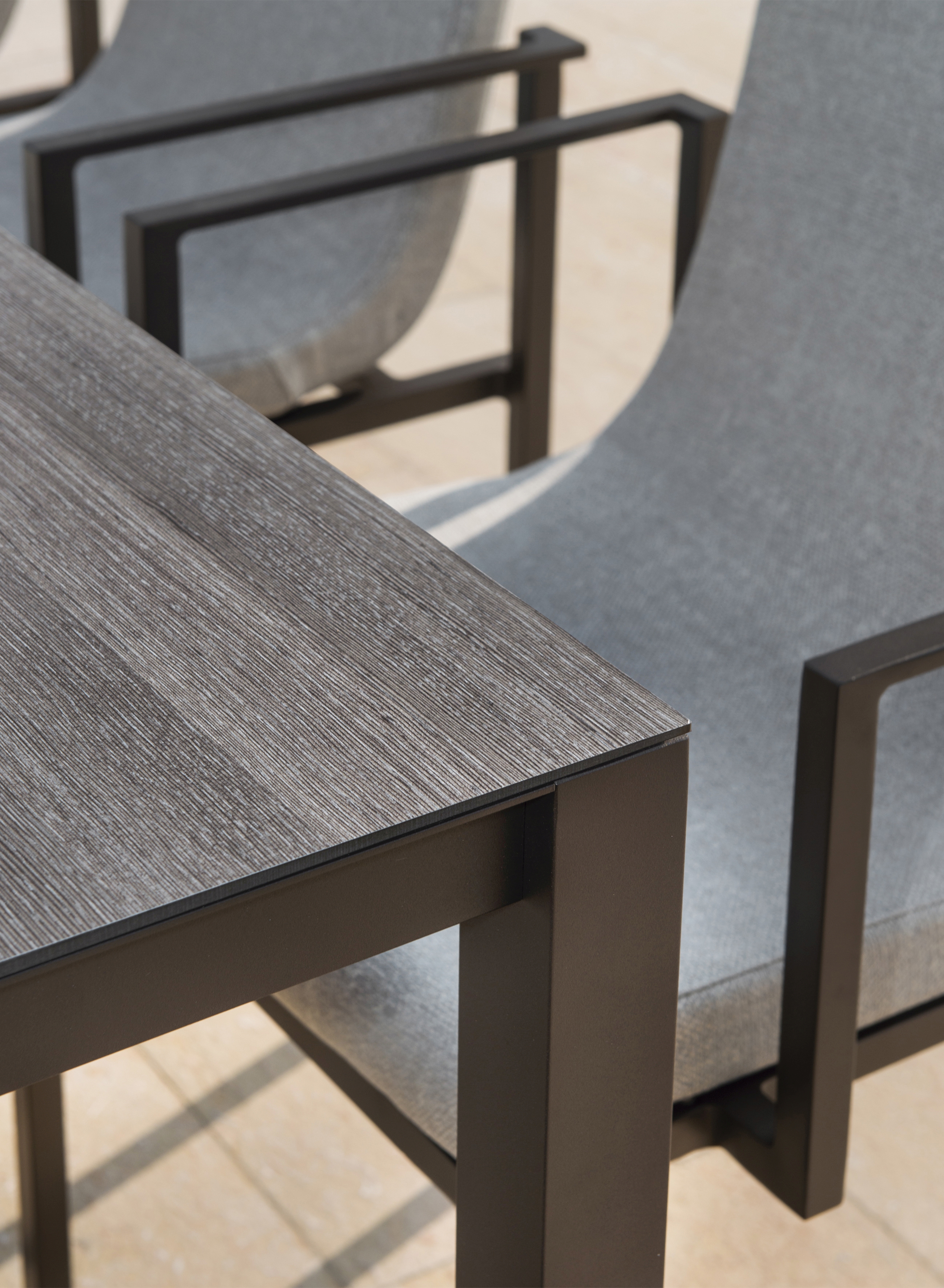 Una square dining table — CALMA archive photograph
