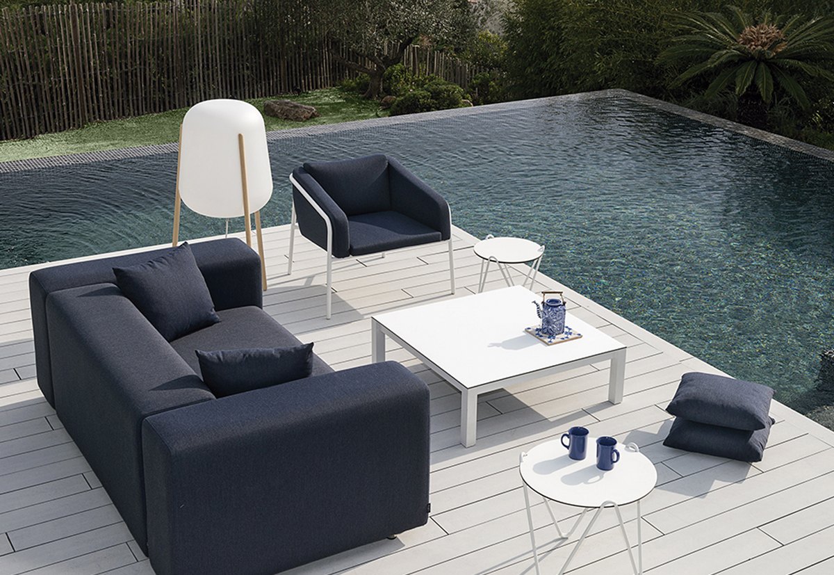 Nua lounge chair with cushions — CALMA archive photograph