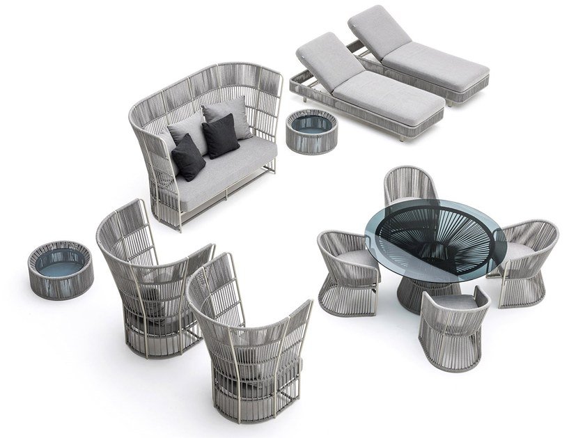 Tibidabo High back Lounge Armchair - CUSHIONS INCLUDED: 60x60 1 pz — Varaschin archive photograph